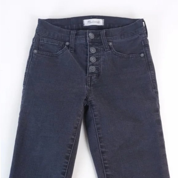 Madewell 9" Mid-Rise Skinny Button Fly Jeans in Black, Size 23, also fit 24 - Picture 5 of 7